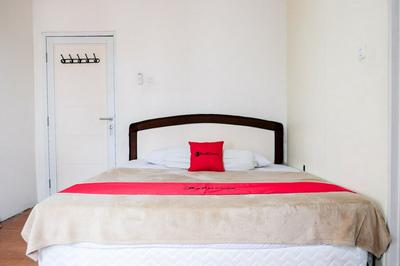 RedDoorz near Kebun Raya Bogor 2