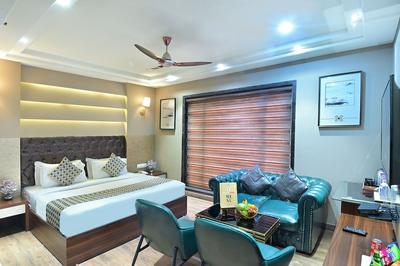 Hotel Oak plaza New Delhi