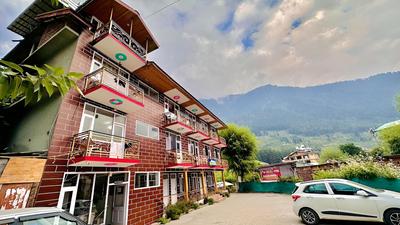 Hotel Manu Vatika Manali