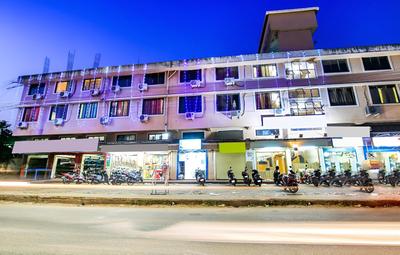 OYO 23035 Srinivas Residency