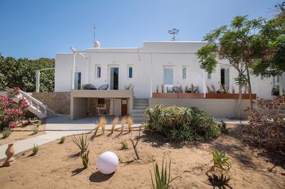 Faos Exclusive Suites