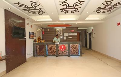 Hotel Aura Deluxe