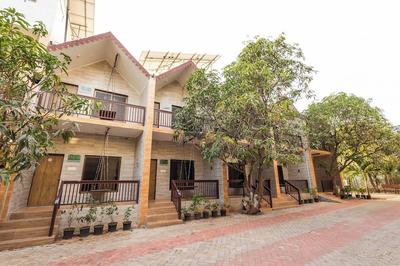 Daksh Resort And Amusement Park