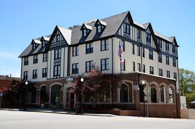 Samuel Elbert Hotel