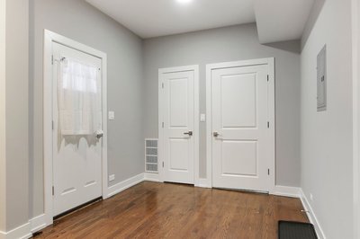 3BR Well-Furnished Apt - Kedzie 3F