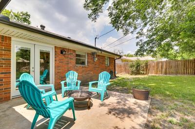 Private Temple Home w/ Fire Pit & Foosball Table!
