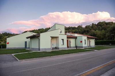 Room in Guest Room - Spacious Double Room in Alba
