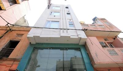 Hotel A-10 International