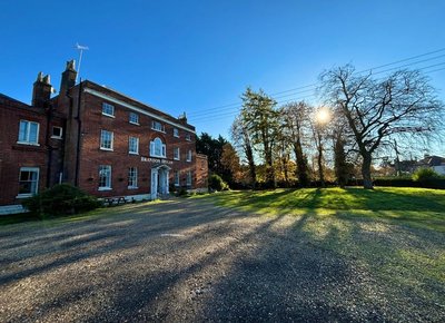 Brandon House Hotel