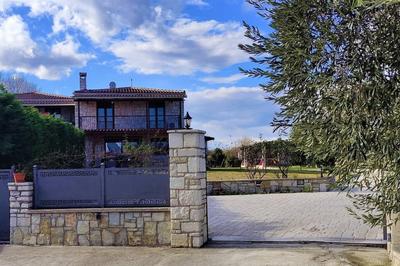 Stone Villa Maria in Fthiotida