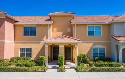 Breathtaking TownHome With Private Pool close to Disney by RedAwning
