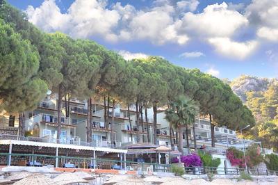 Pine Beach Boutique Hotel