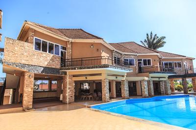 Wash and Wills Hotel