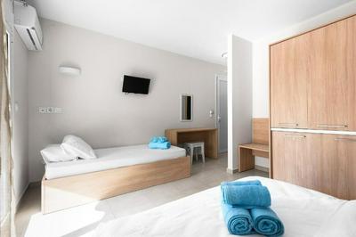 Blue Flag Studios Nilie Hospitality