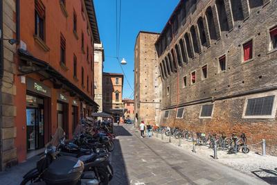 Piazza Maggiore Duplex Apartment