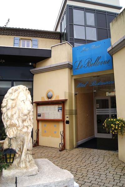 Logis Hôtel Le Bellevue