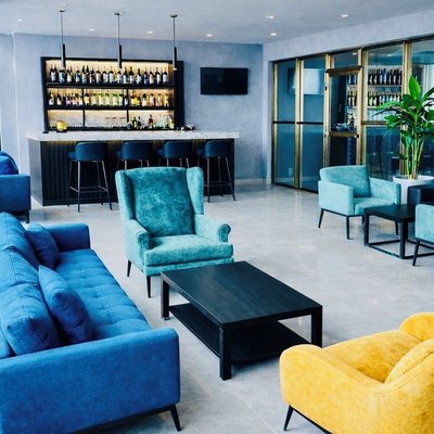 Tris Estates Hotel & Suites