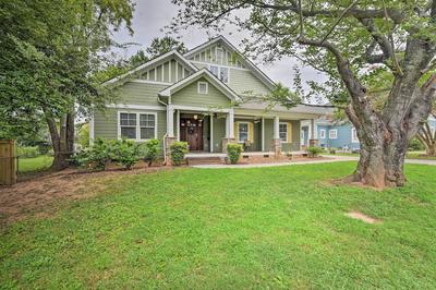 2 Mi to Dtwn: Home in Noda District Near Unc!