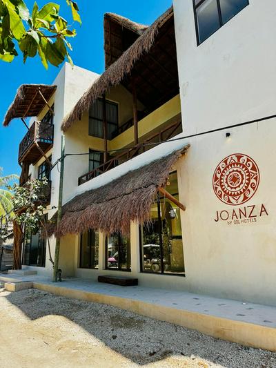Joanza by ÓOL Hotels