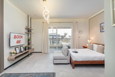 Cozy Studio Near Miracle Garden With Balcony