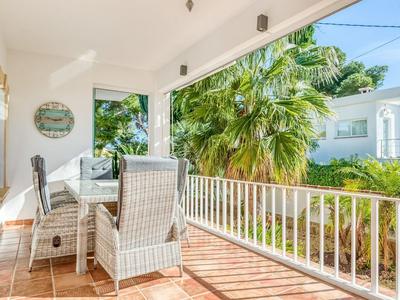 Charming Villa With Private Swimming Pool Near the Sea