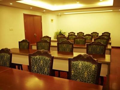 Greentree Inn Nantong Stadium West Qingnian Road Business Hotel