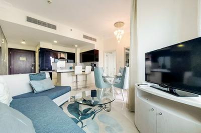 GreenFuture - Super Chic Condo With Incredible Cityscape Views