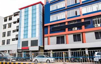 OYO 29179 The Biztel