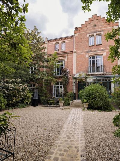 Paris Mozart Prestige Residence