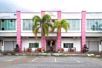 Maleeq Hotel Meru Ipoh