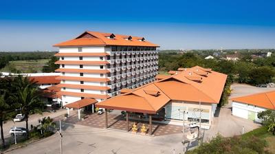 Pinehurst Golf Club & Hotel