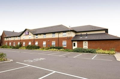 Premier Inn Taunton Central - North