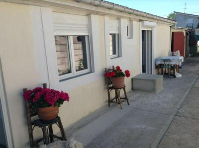 Relaxing Garden Retreat in Dax