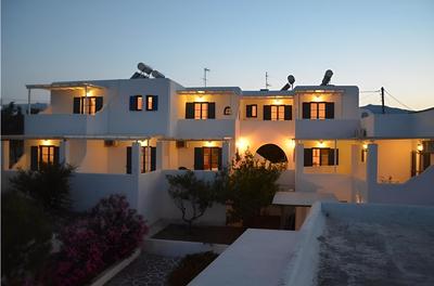 CAELI PAROS by Kostas and Ioanna Studios