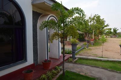 Karadiya Reach Kalpitiya