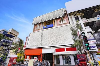 Fabhotel Silver Inn Ii