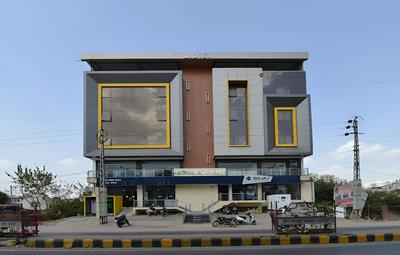 OYO 12694 Hotel Bauji Palace