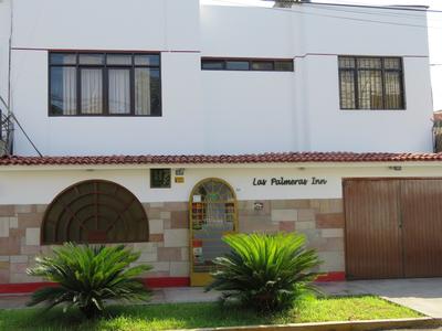 Las Palmeras Inn