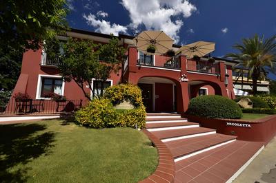 Nicoletta Hotel