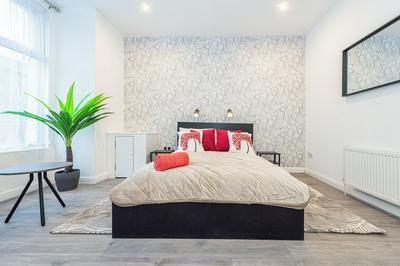 The Blossoms Liverpool City - Modern Studios and Apartments near Anfield