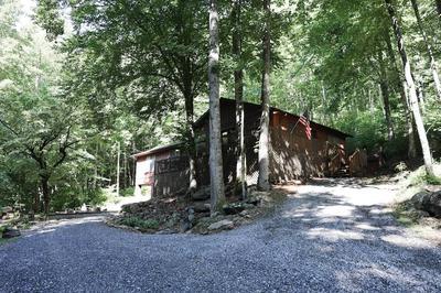 Cozy Whittier Home w/ Fire Pits < 15 Mi to Hiking!