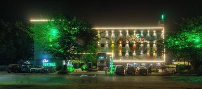 Club Central Hotel