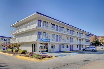 Motel 6 Capitol Heights, MD - Washington