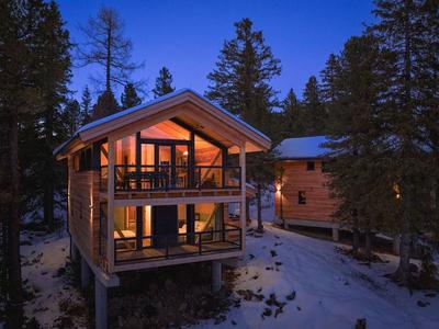 Lush Chalet With Indoor Sauna