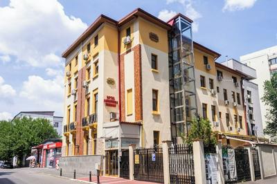 Hotel Amphitryon Premium