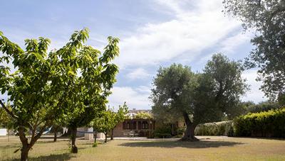 Trullo Degli Ulivi con Piscina e Idromassaggio