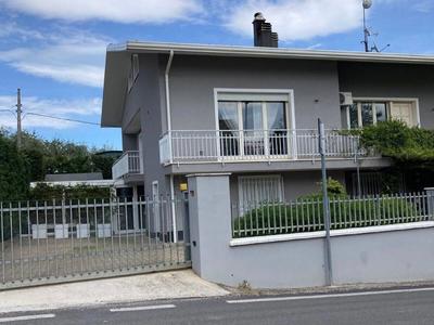 Beautiful Apartment Near Riviera