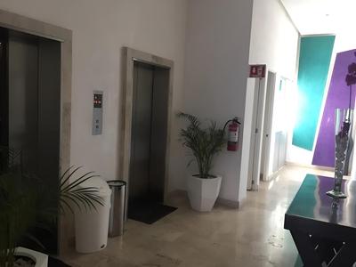 CONDO D12 BY TRVL2HM