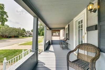 Pet-friendly Home w/ Yard, Near Downtown Royal Oak