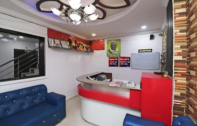 OYO 43850 Hotel Mn Galaxy